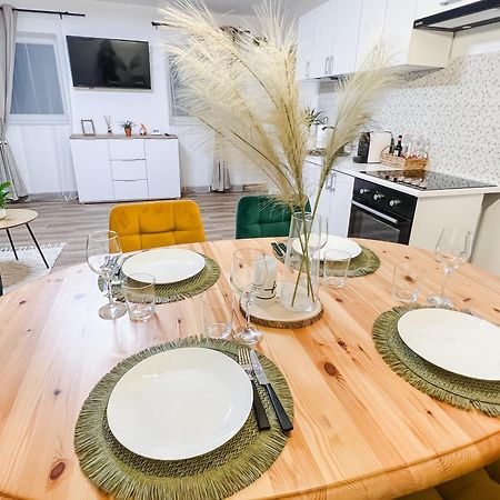 Subcetate Apartment ซิวิโชอารา ภายนอก รูปภาพ