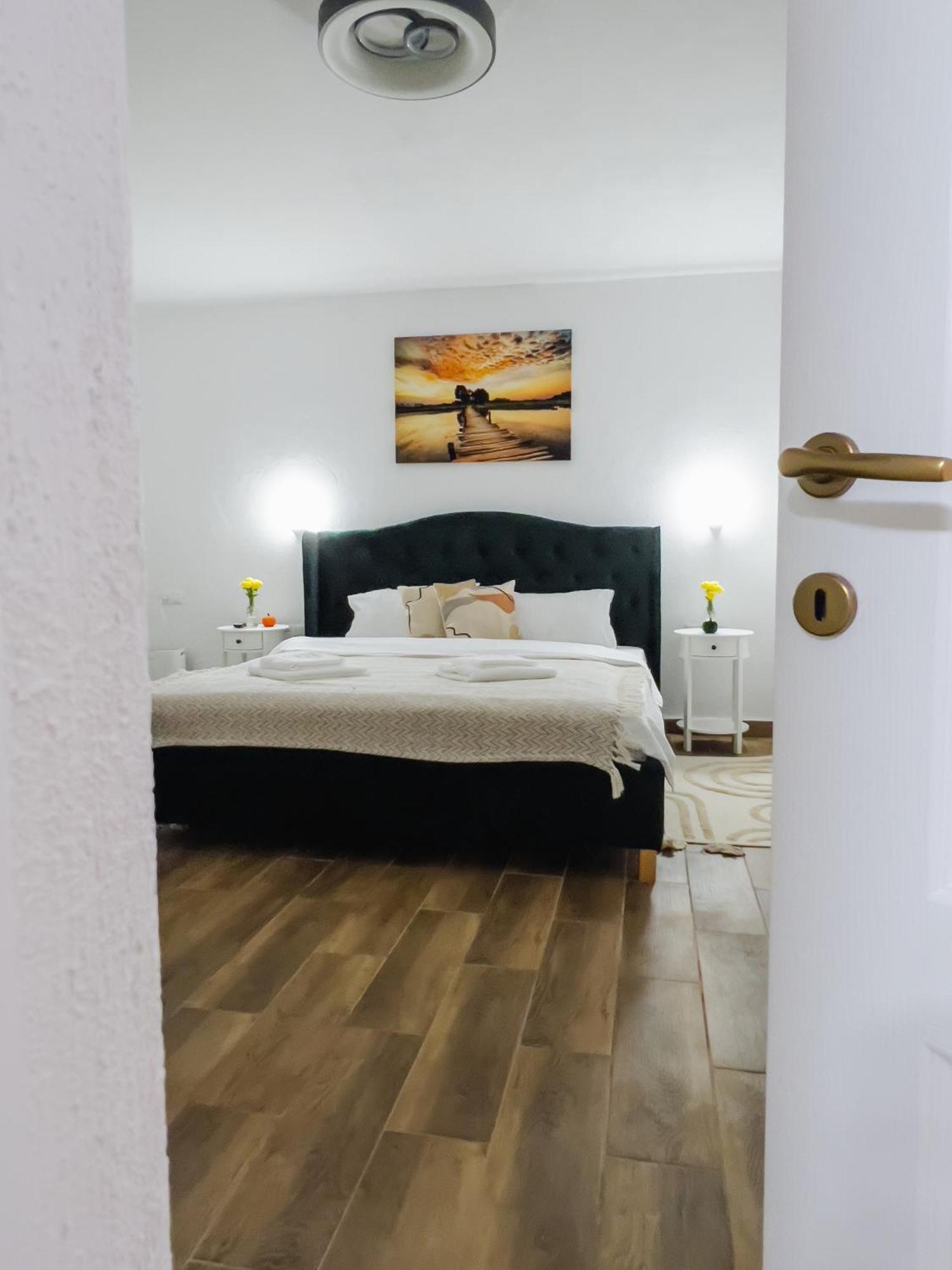 Subcetate Apartment ซิวิโชอารา ภายนอก รูปภาพ